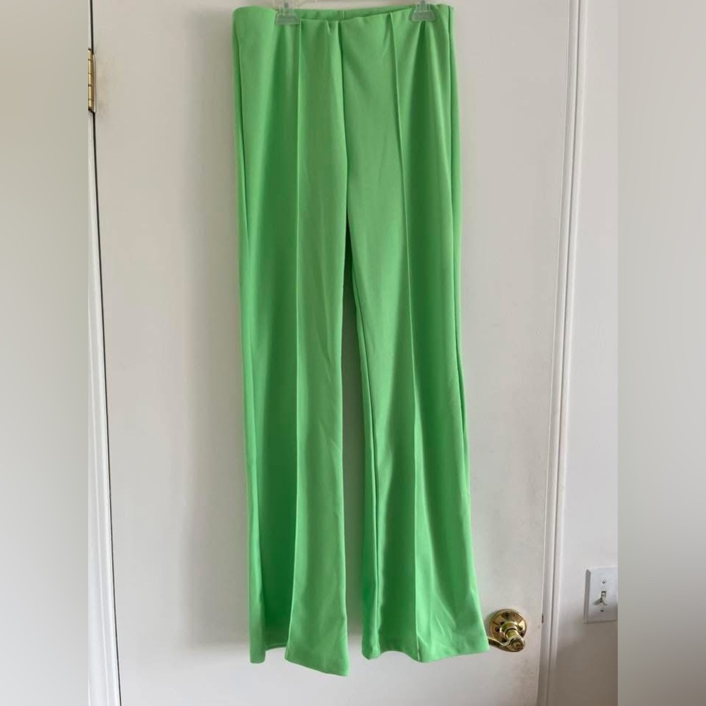 Elegant Green Women's Pants